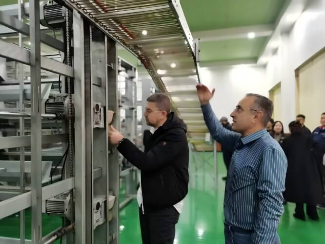 For automated poultry breeding equipment and steel structure plant buildings, please contact us.